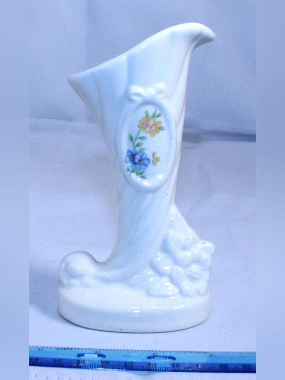 Vintage MCM Porcelain Cornucopia Flower Vase